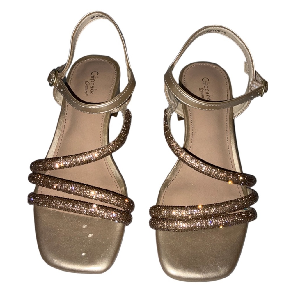 Cupcake Couture Girls Dressy Sandals Size 2 or 3 Gold Rhinestone Trim
